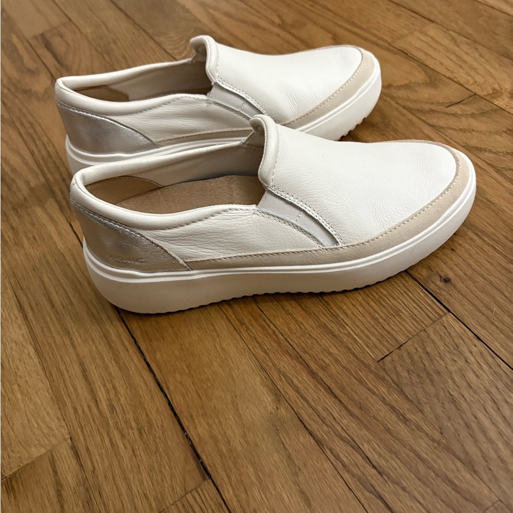 Vionic White Slip-On Shoes- Like New